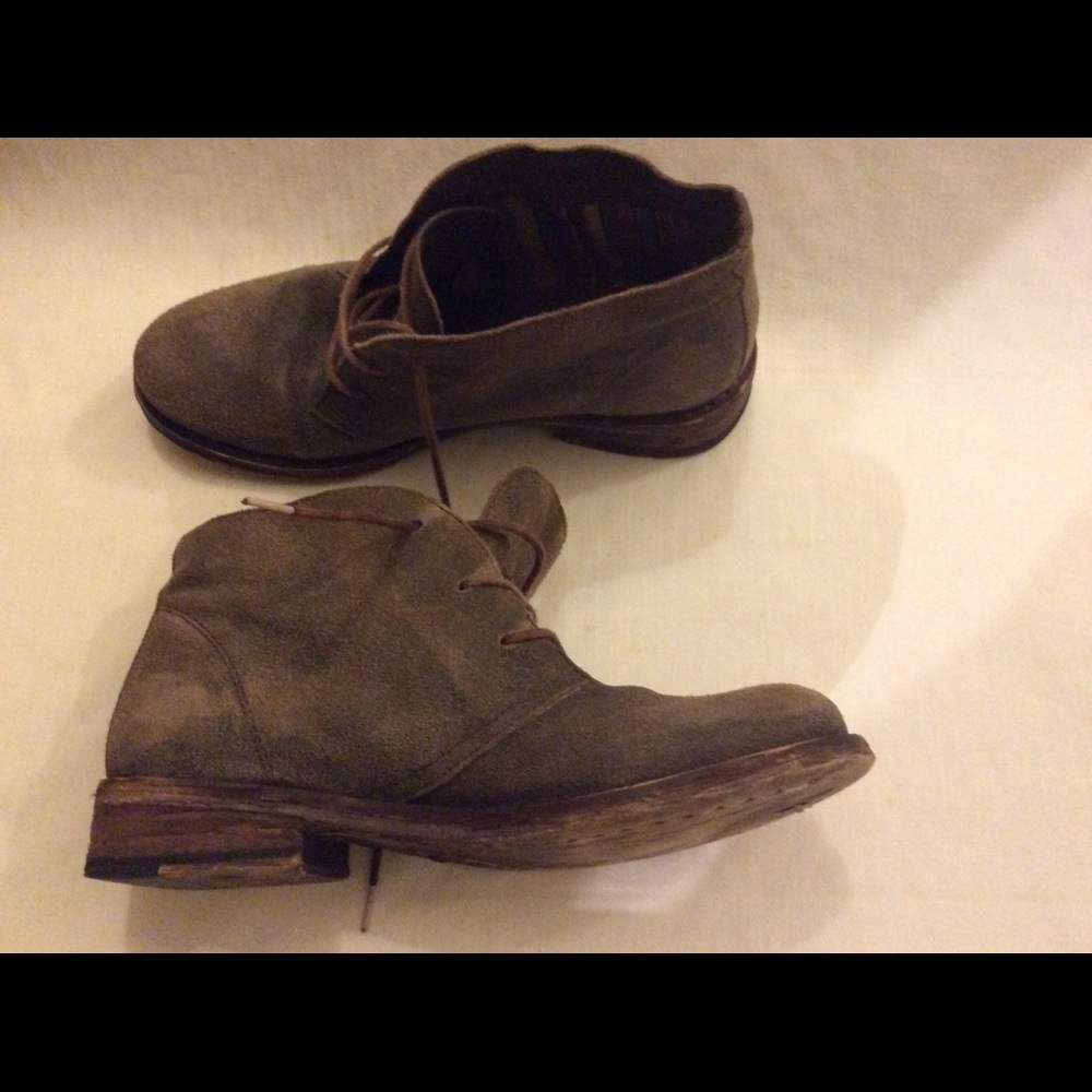 Bad-ass low boots!